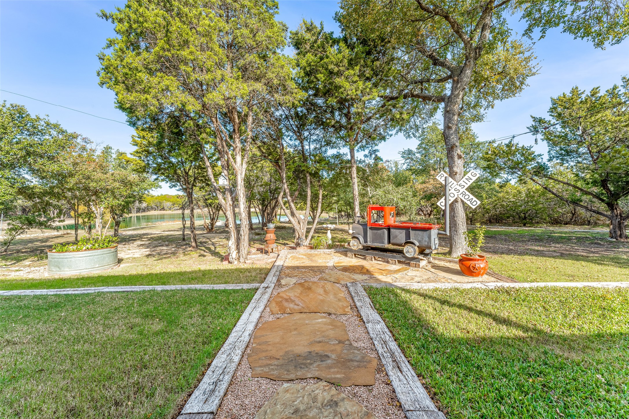 2113 County Road 2012 Glen Rose TX 76058