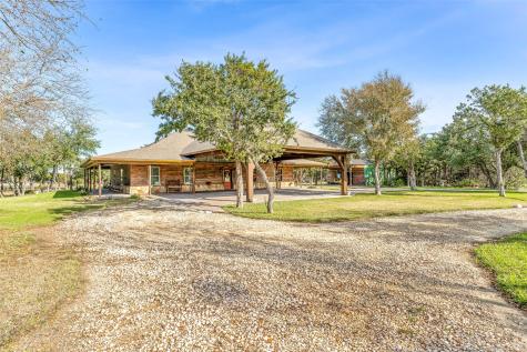 2113 County Road 2012 Glen Rose TX 76058