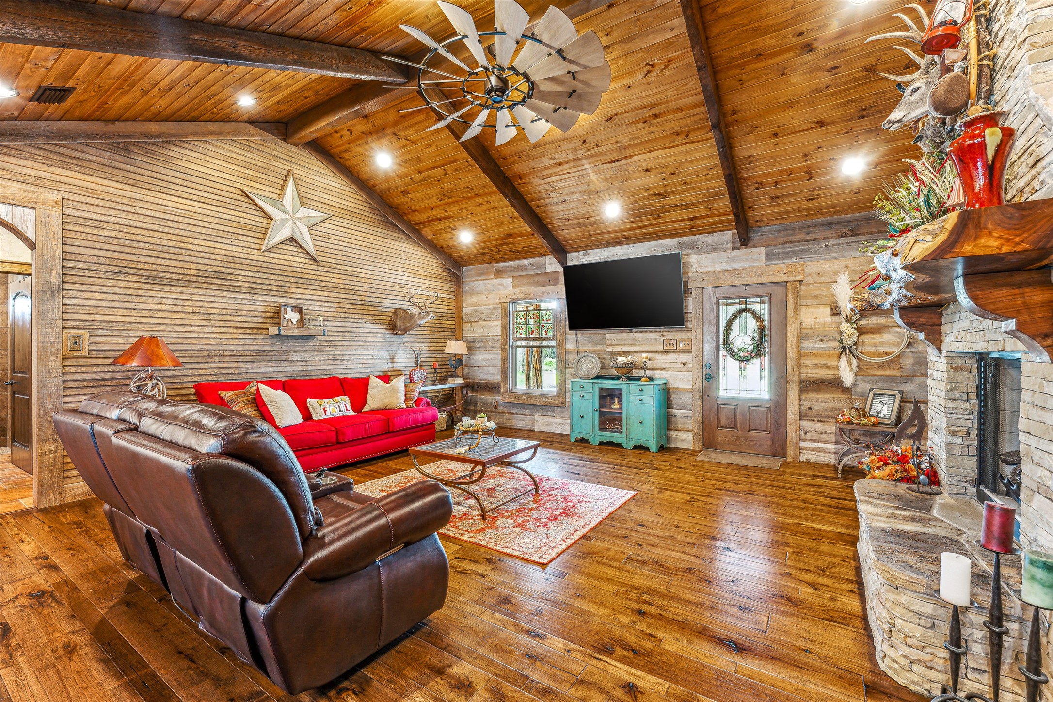 2113 County Road 2012 Glen Rose TX 76058