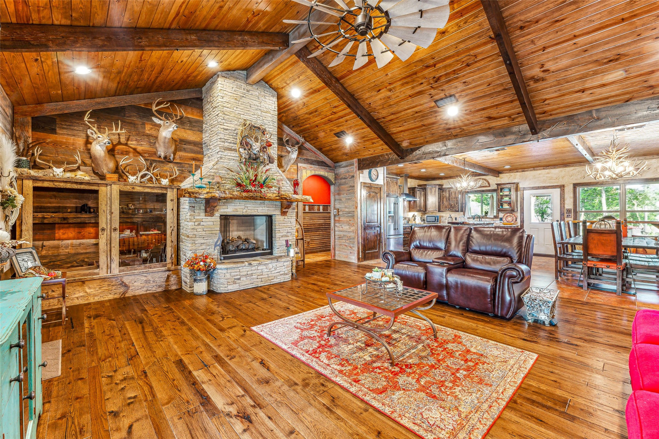 2113 County Road 2012 Glen Rose TX 76058