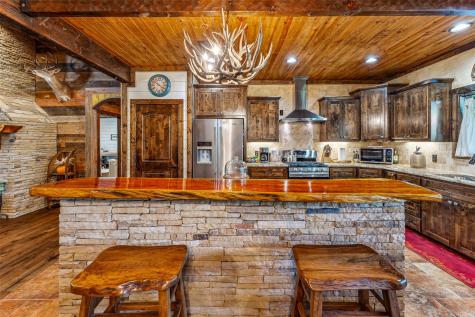 2113 County Road 2012 Glen Rose TX 76058