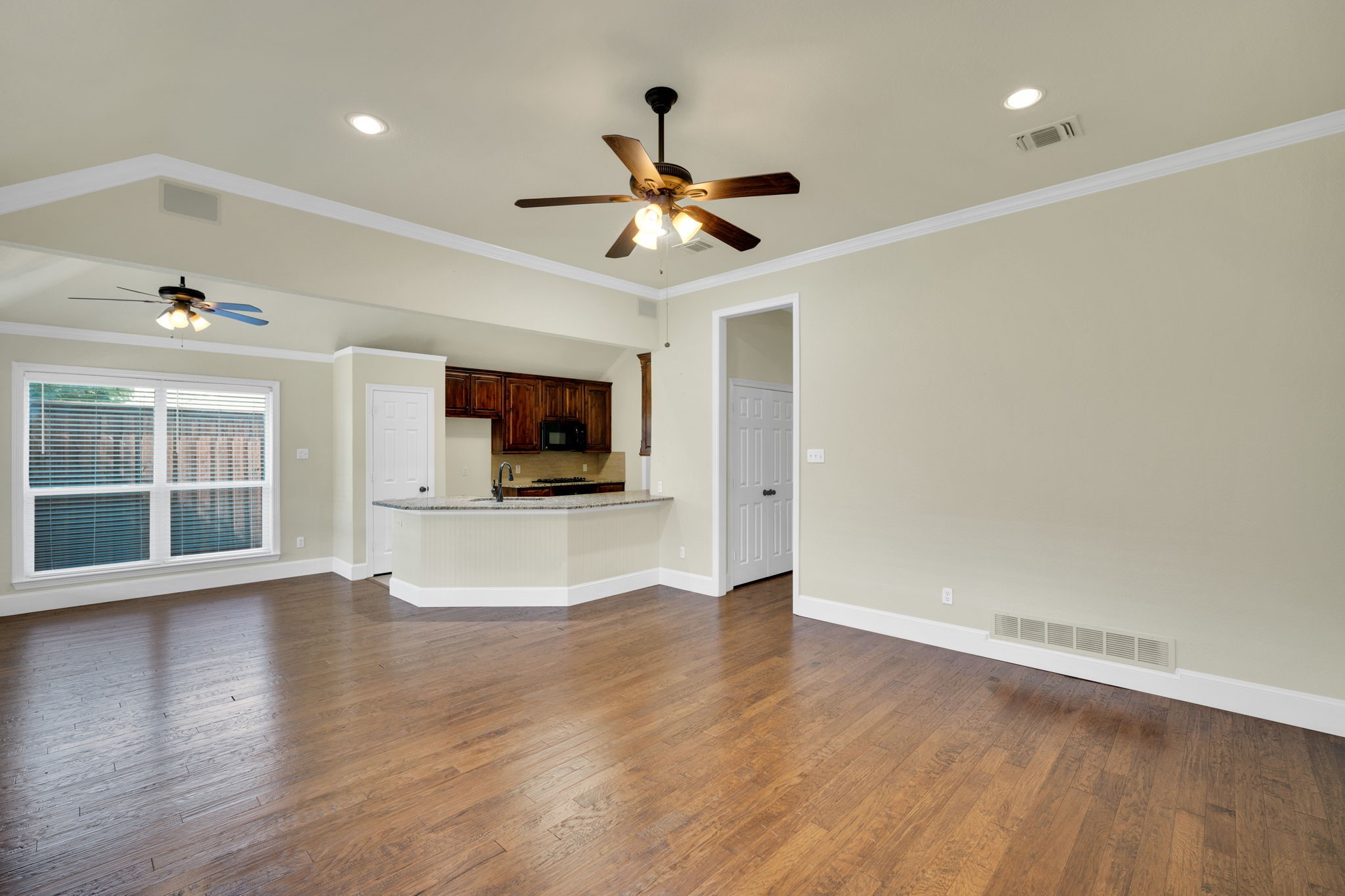 1631 Ross Drive Midlothian TX 76065