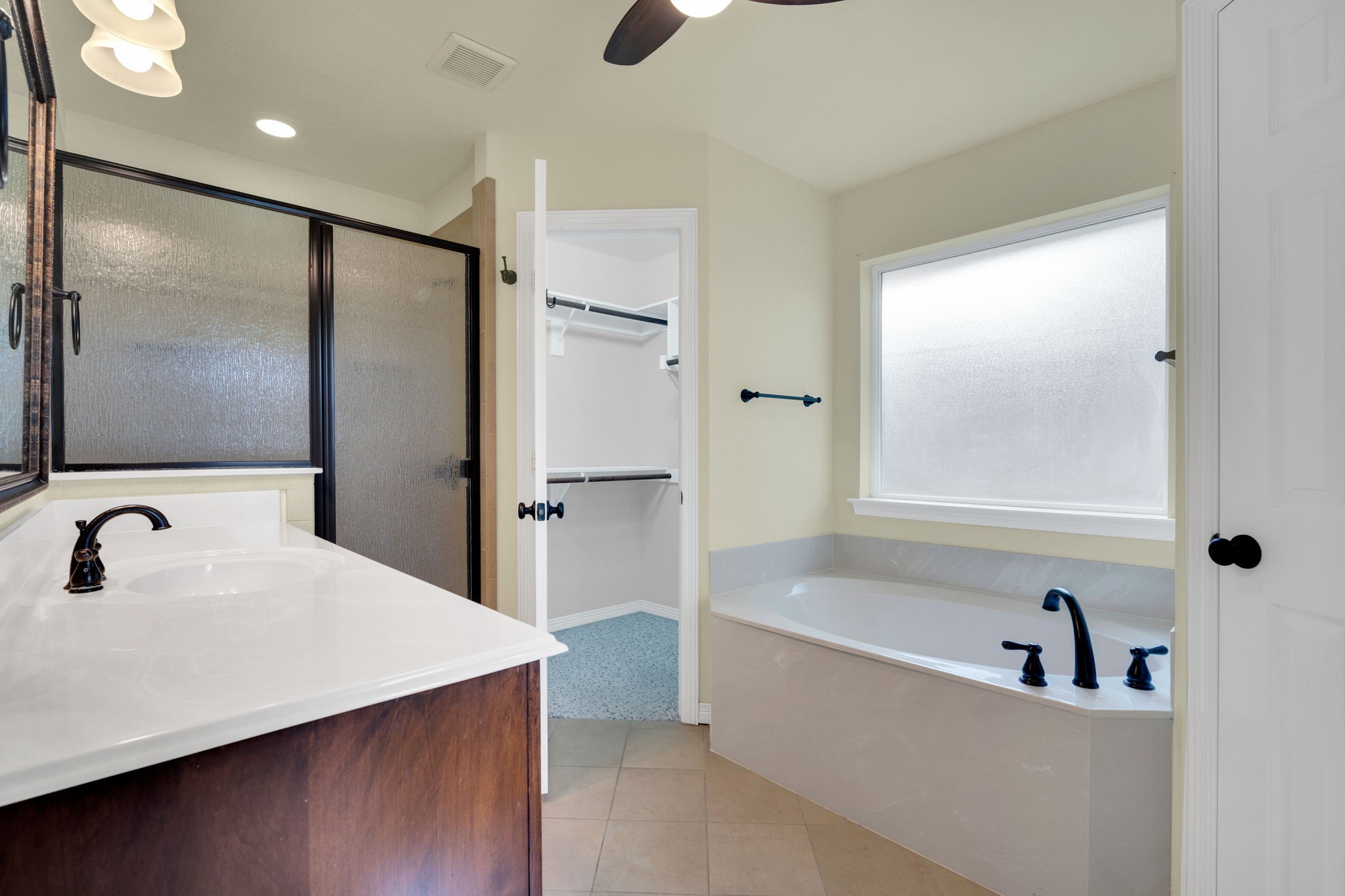 1631 Ross Drive Midlothian TX 76065