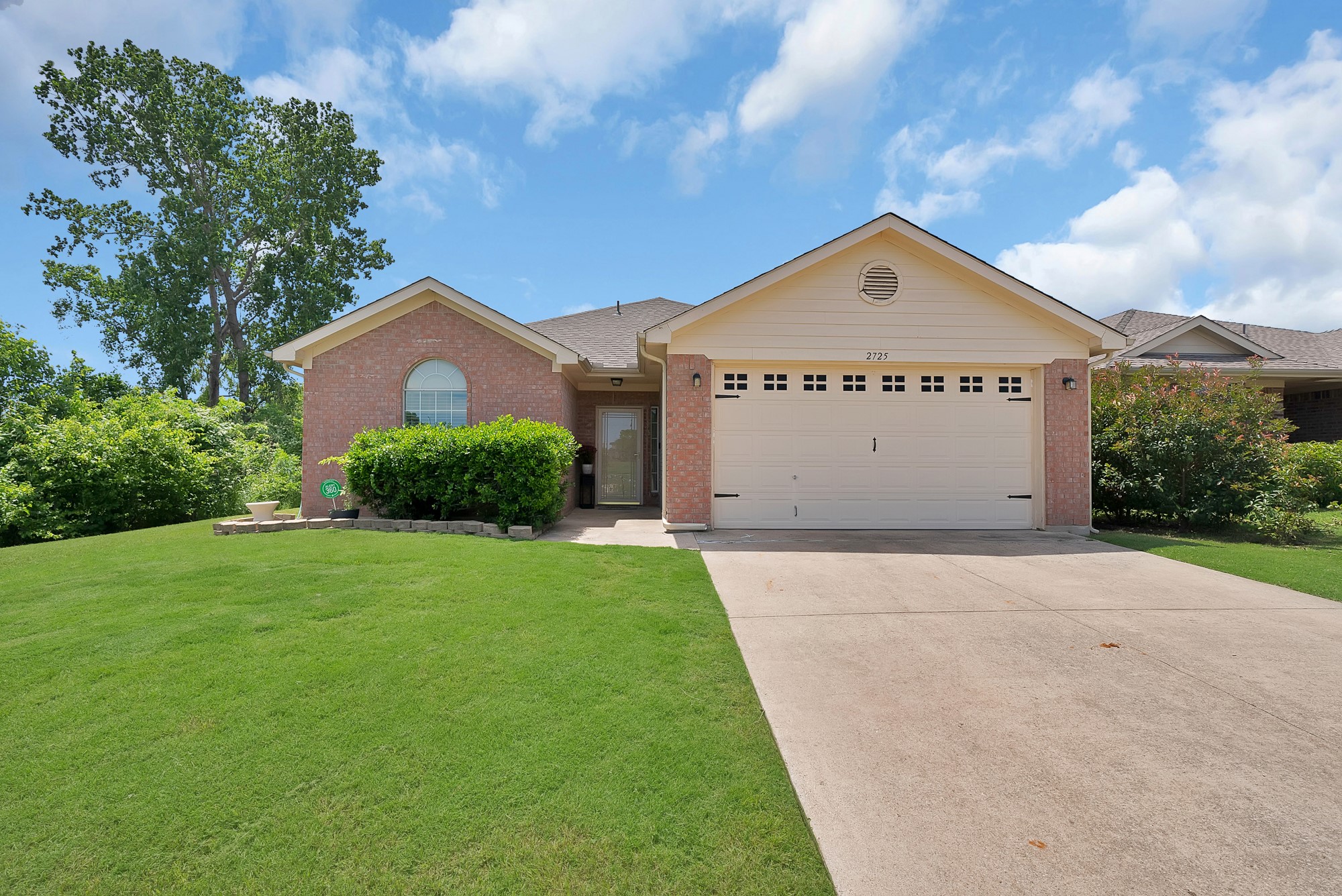 2725 Ensenada Lane Fort Worth TX 76108