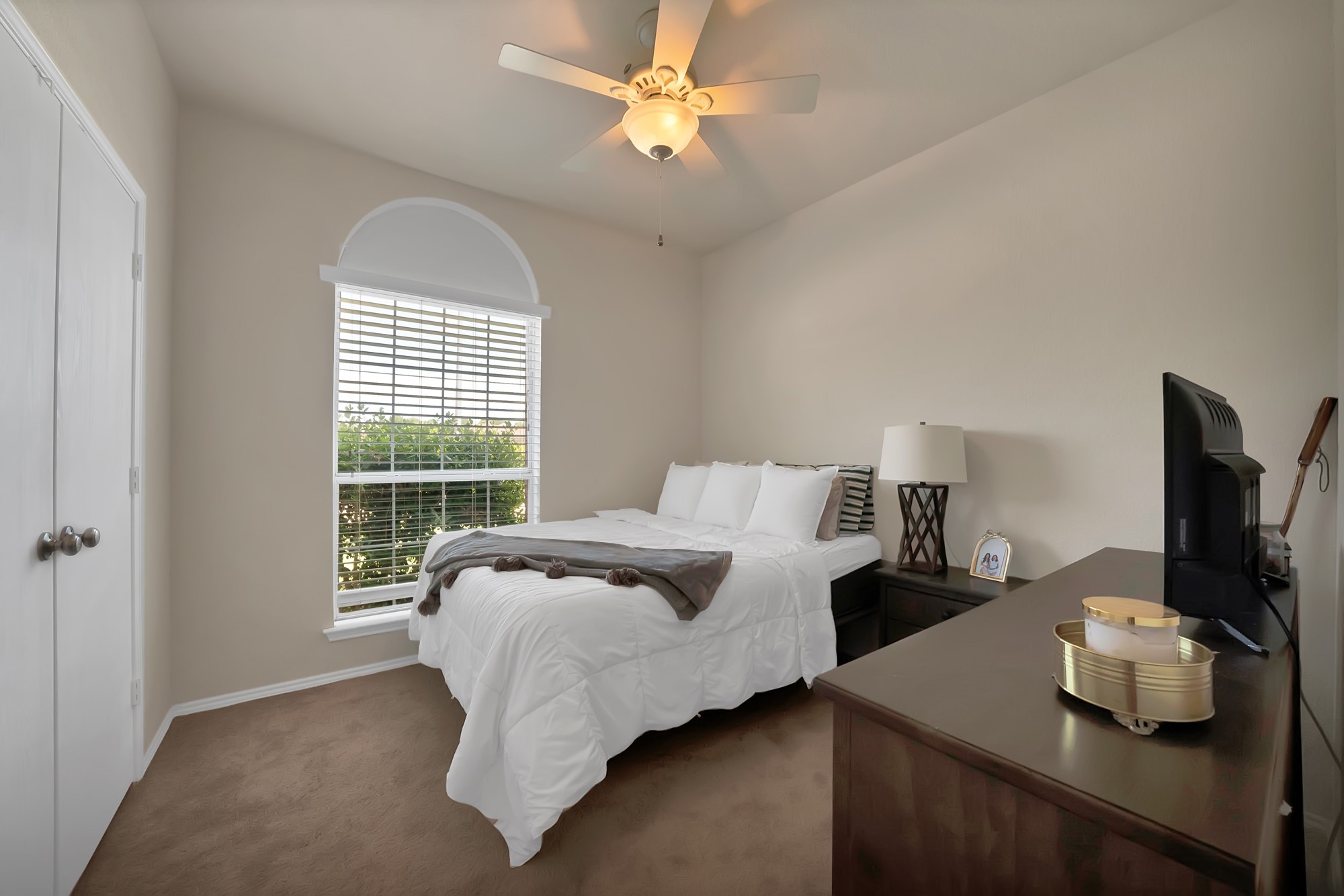 2725 Ensenada Lane Fort Worth TX 76108