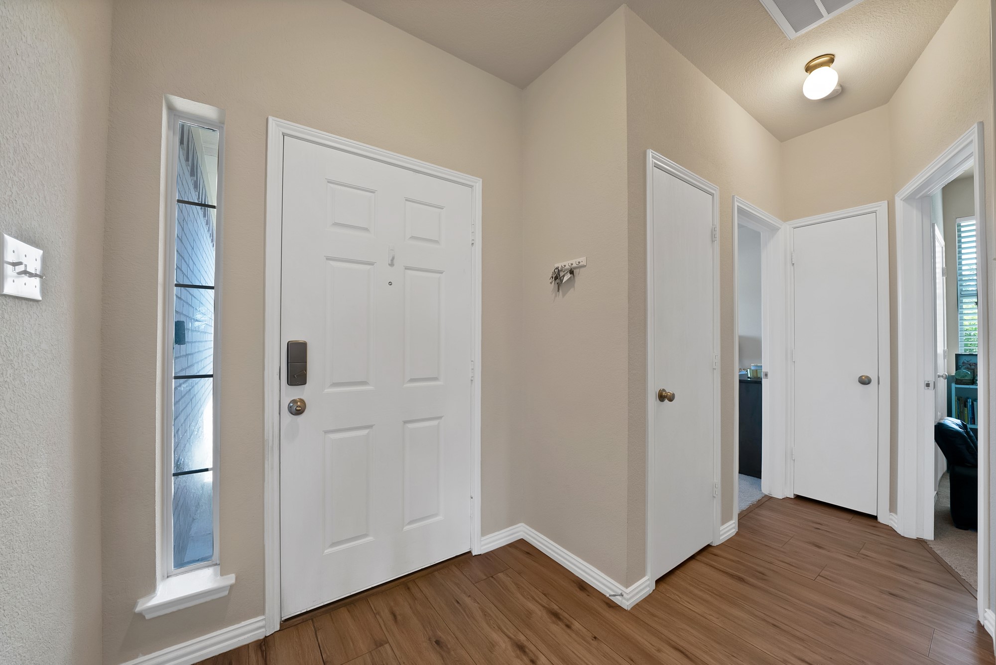 2725 Ensenada Lane Fort Worth TX 76108