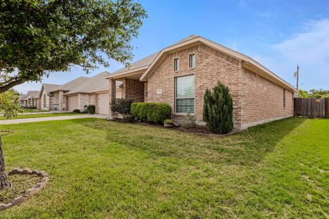144 Birdsong Lane Terrell TX 75160