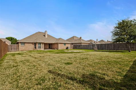 144 Birdsong Lane Terrell TX 75160