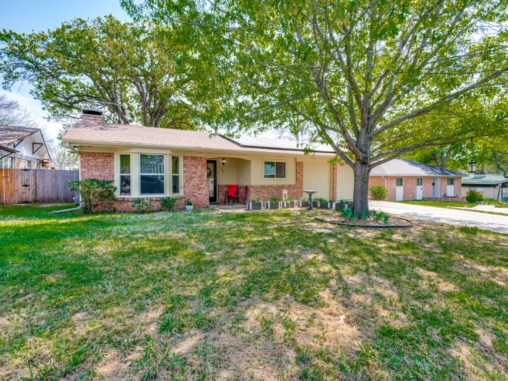 506 E Huitt Lane Euless TX 76040