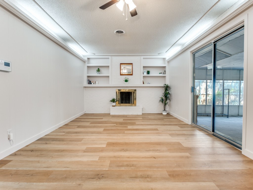 506 E Huitt Lane Euless TX 76040