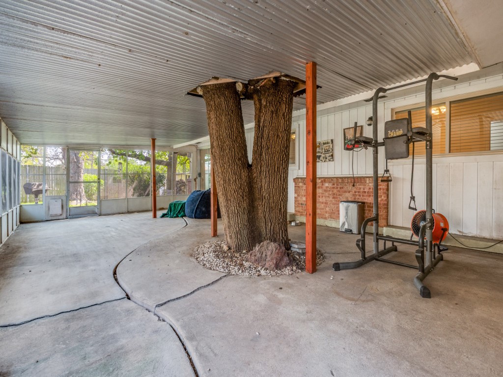 506 E Huitt Lane Euless TX 76040