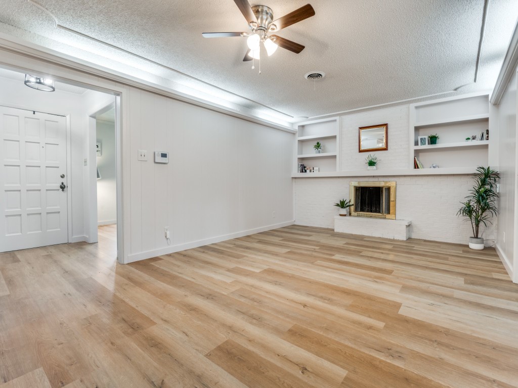 506 E Huitt Lane Euless TX 76040