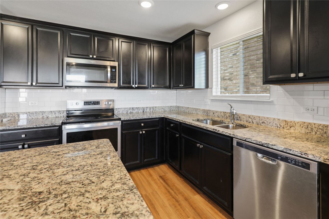 1309 Waggoner Drive Aubrey TX 76227