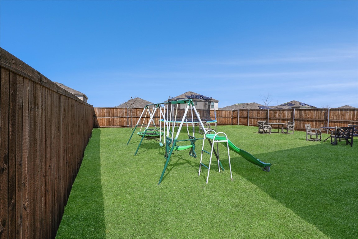 1309 Waggoner Drive Aubrey TX 76227