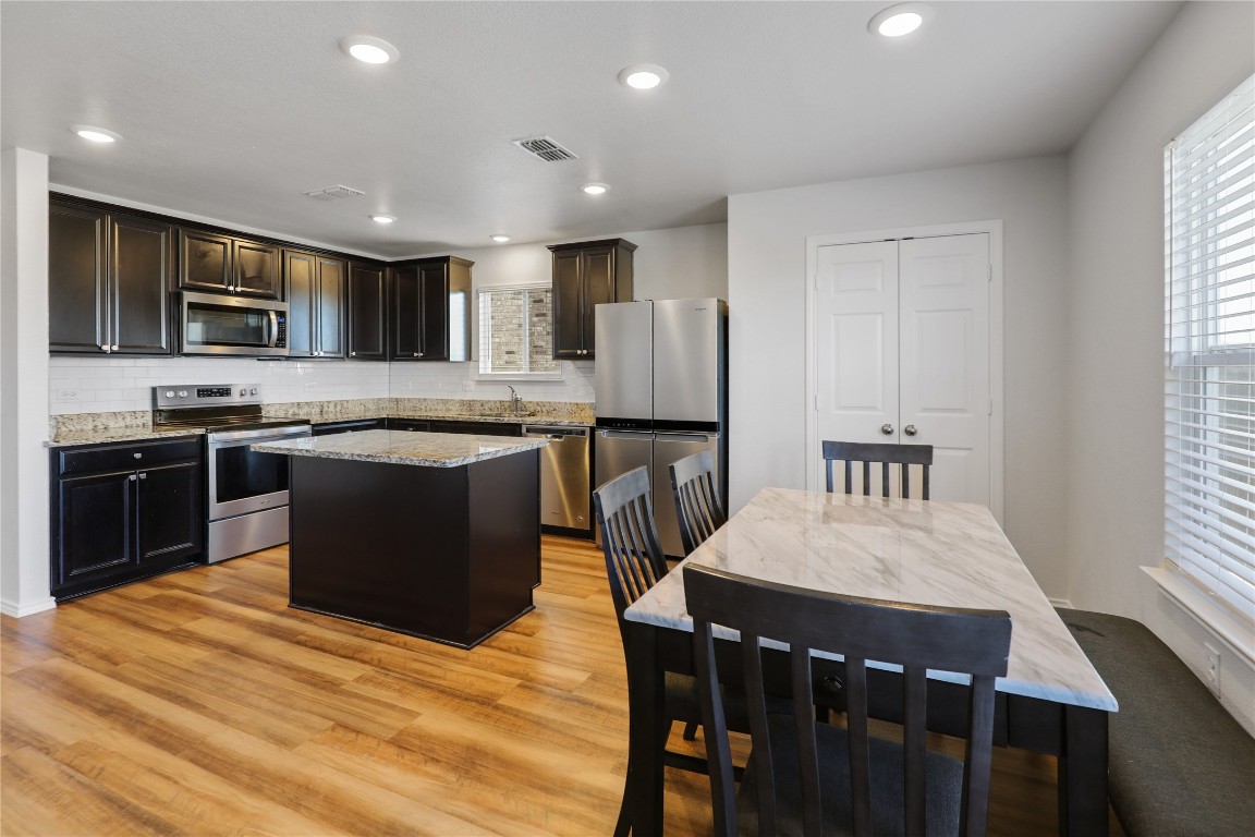 1309 Waggoner Drive Aubrey TX 76227