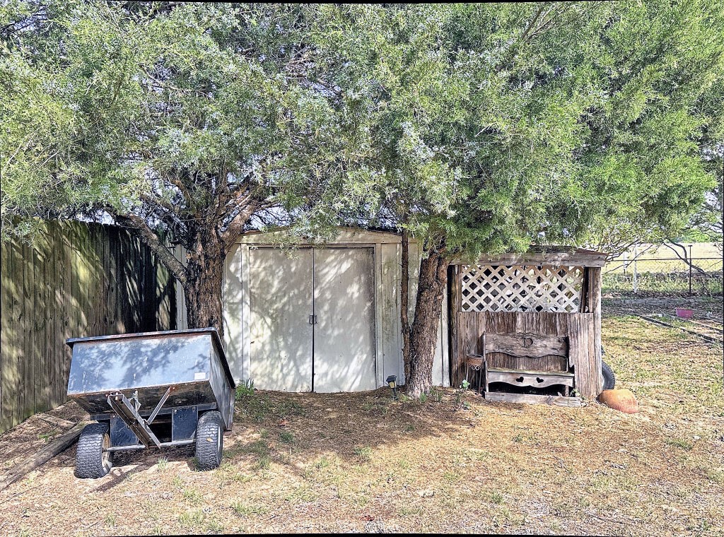 2307 Crystal Drive Athens TX 75751