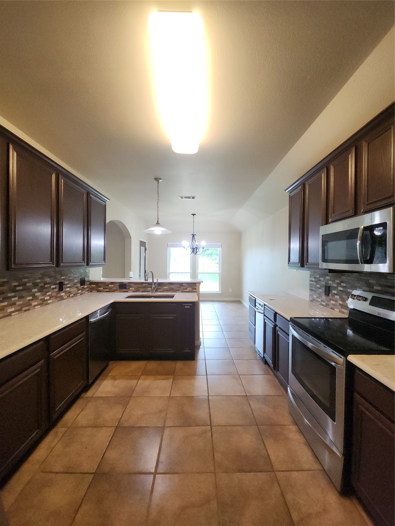 7009 Turnberry Drive Cleburne TX 76033