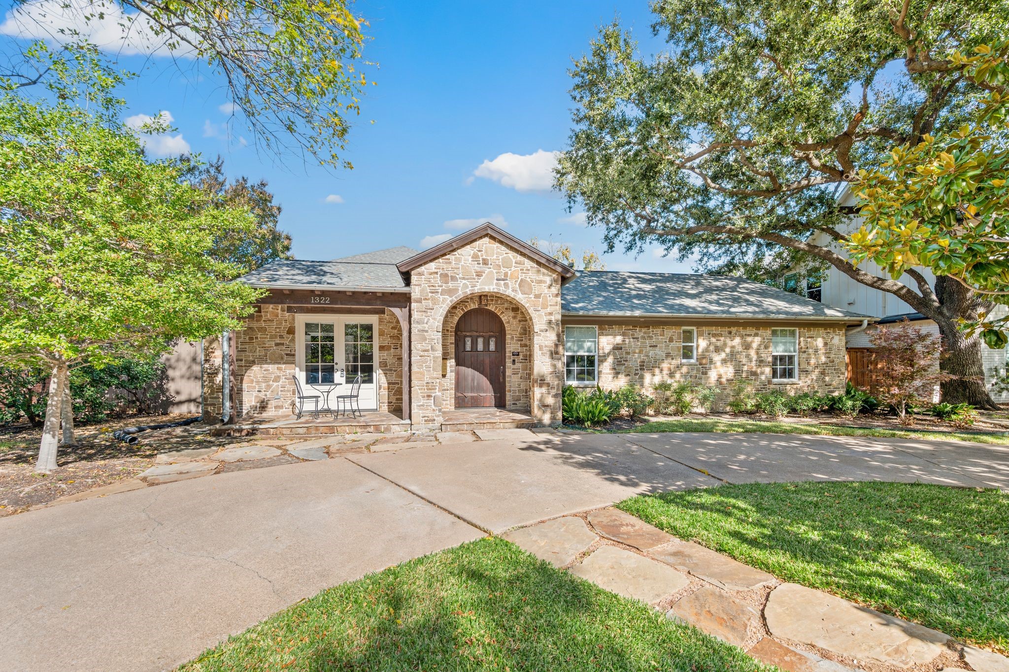 1322 Apache Drive Richardson TX 75080