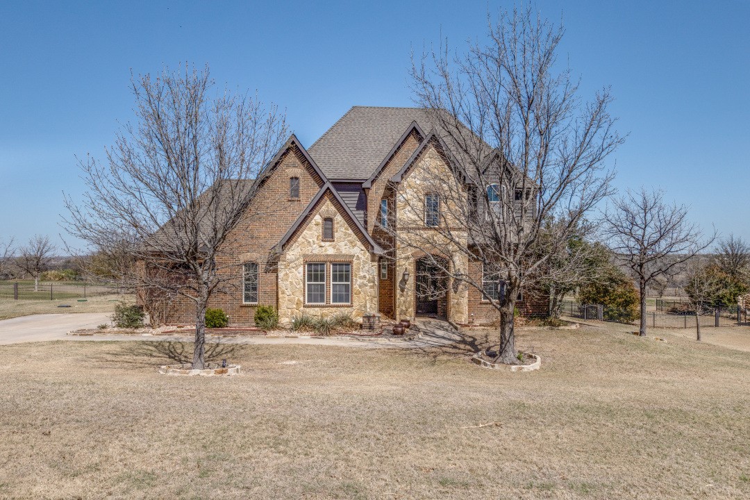 1211 Meredith Creek Lane Fort Worth TX 76179