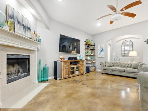 111 Petes Court Ponder TX 76259