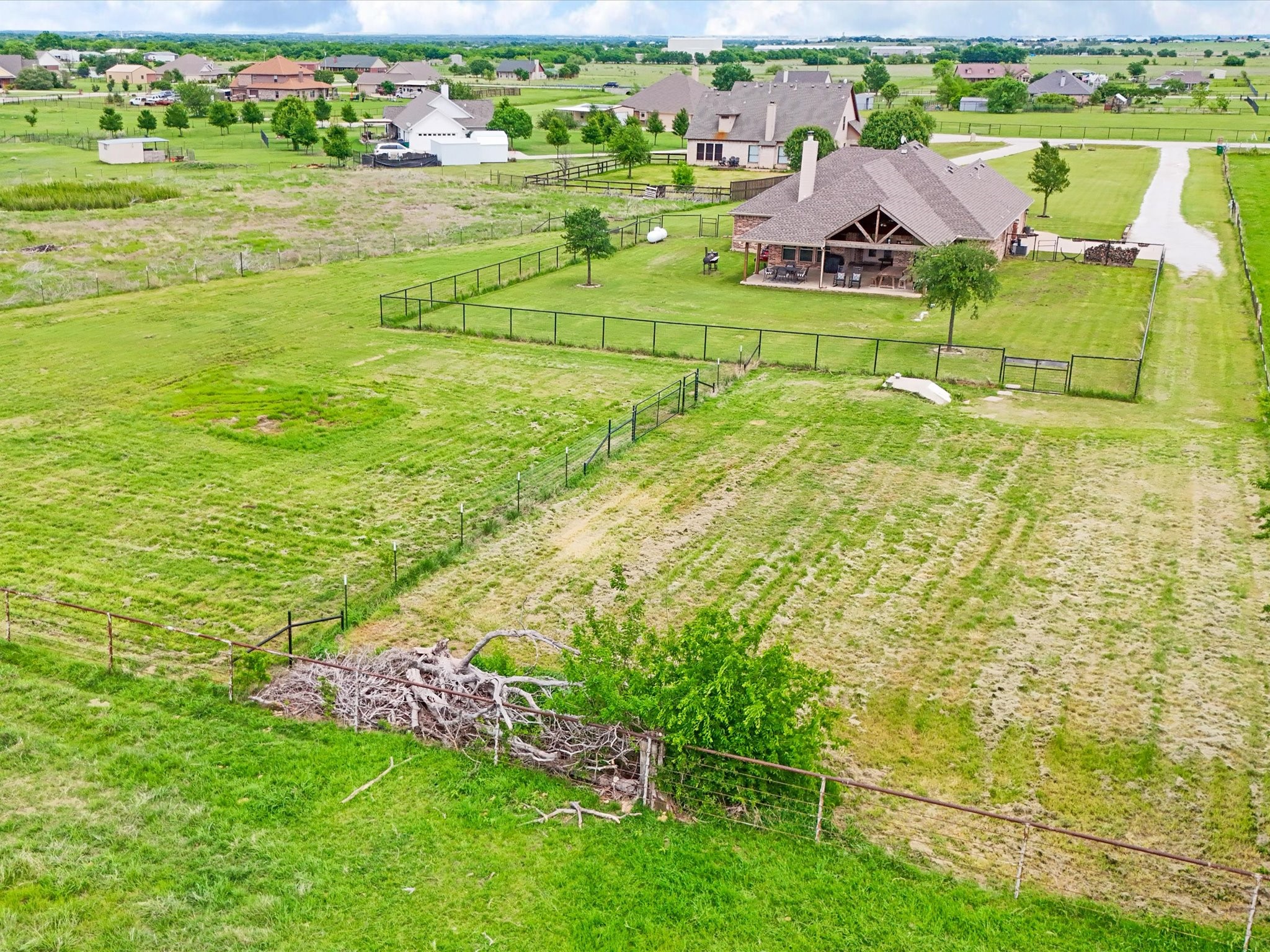 111 Petes Court Ponder TX 76259