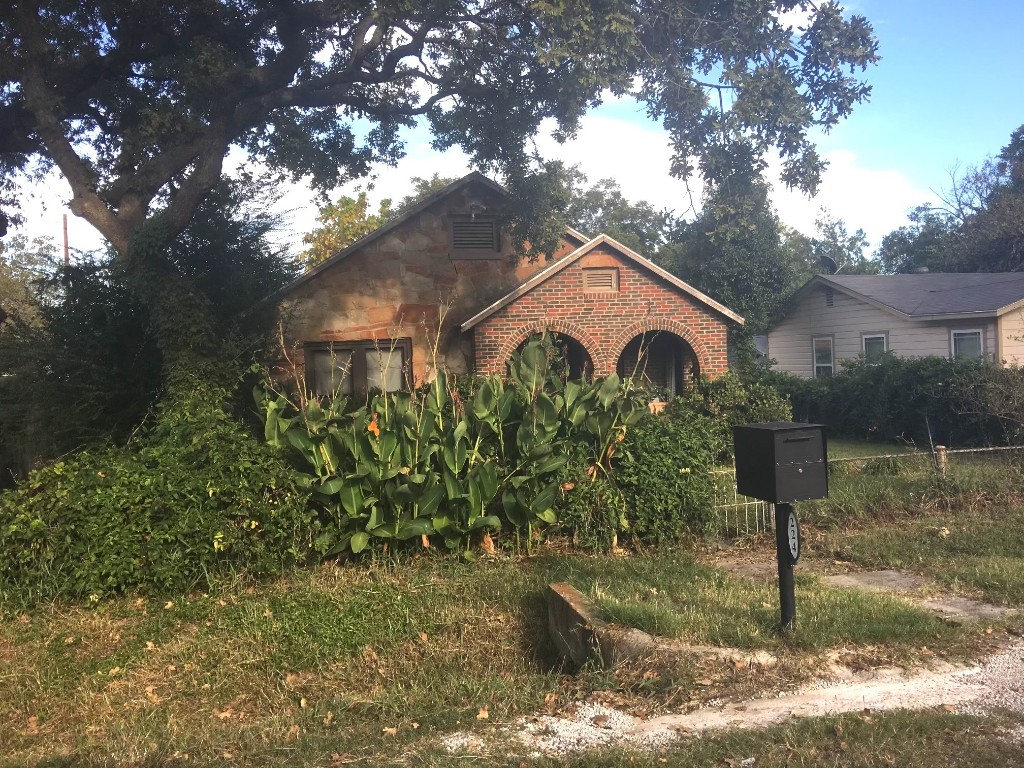 224 N Avenue A Springtown TX 76082
