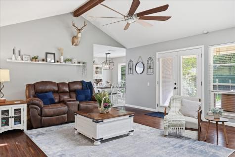 1003 Almond Court Mansfield TX 76063