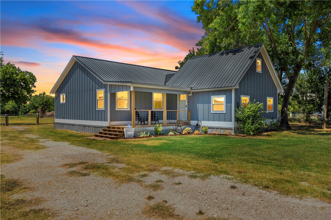 300 E 14th Street Thornton TX 76687