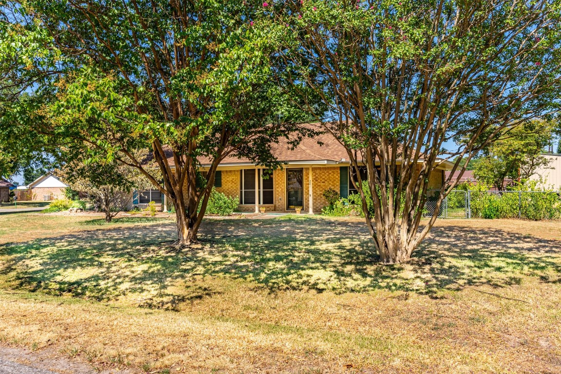201 Paul Street Quitman TX 75783
