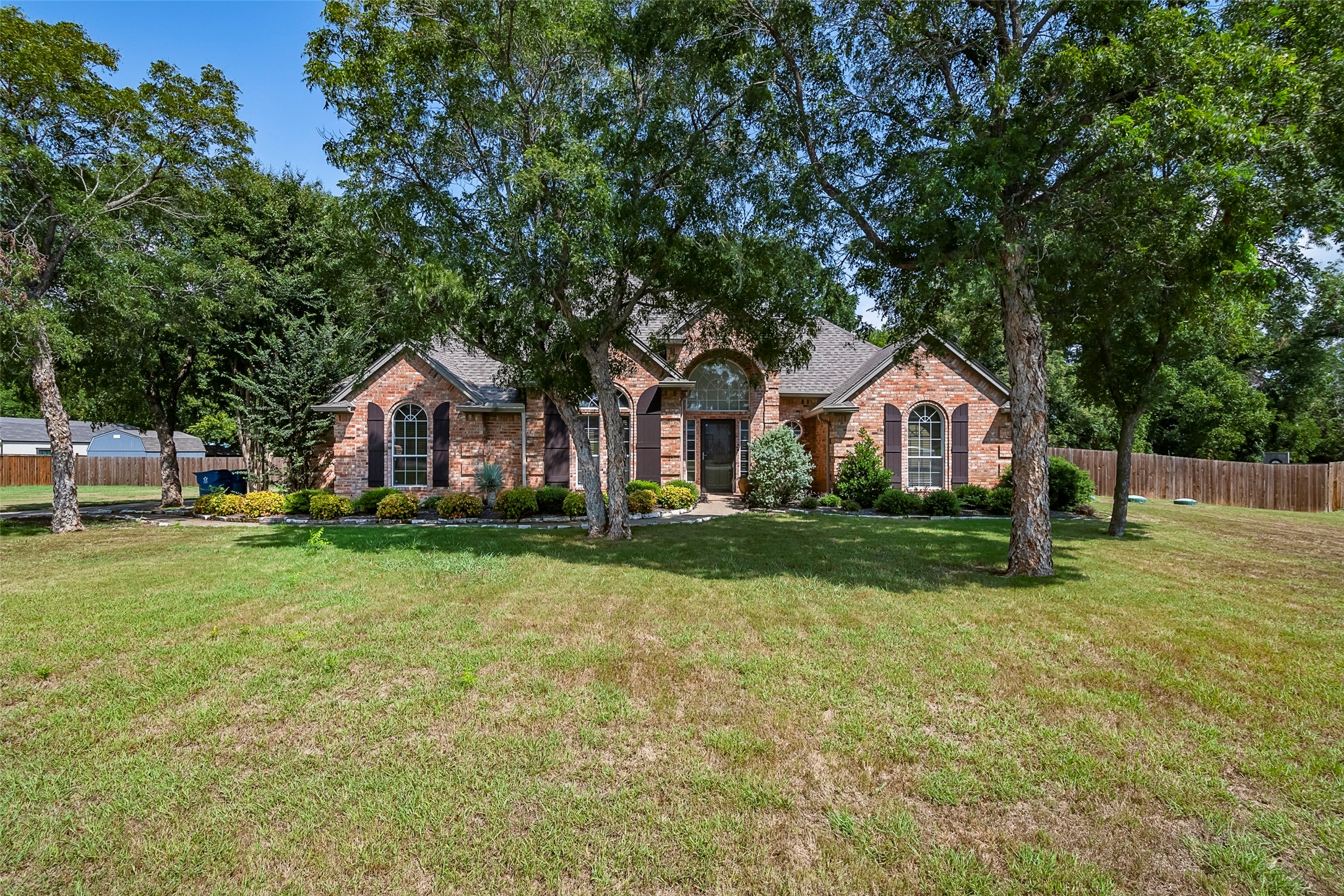 136 S Bear Creek Lane Cresson TX 76035