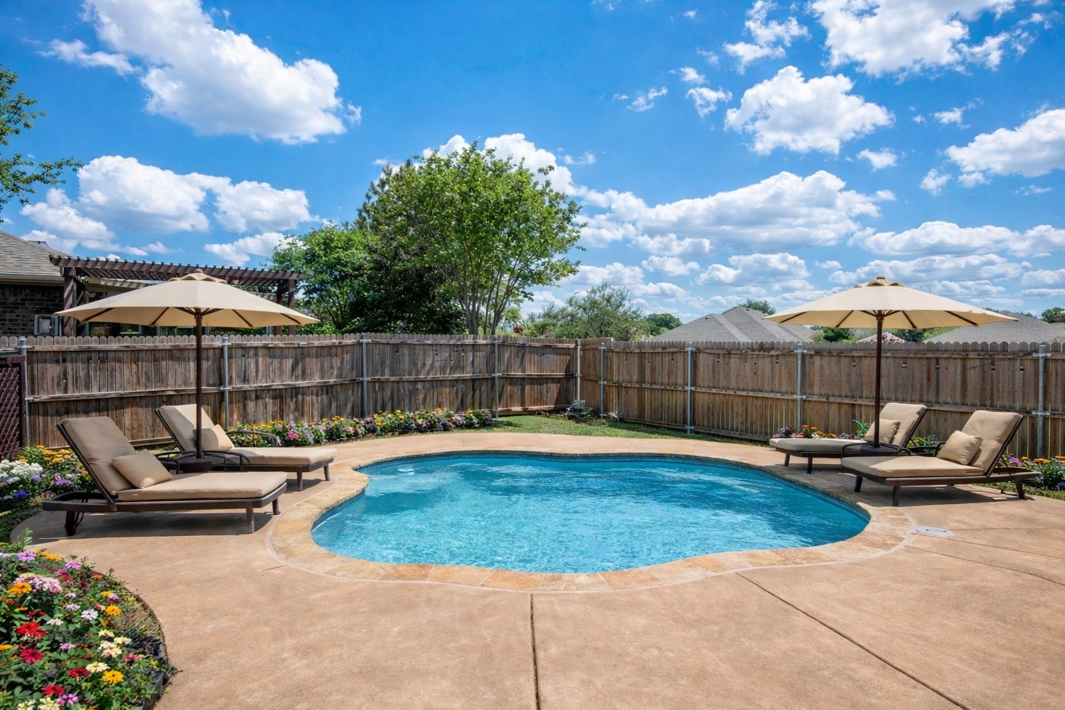 9257 Water Oak Drive Arlington TX 76002