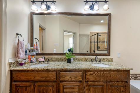 9257 Water Oak Drive Arlington TX 76002