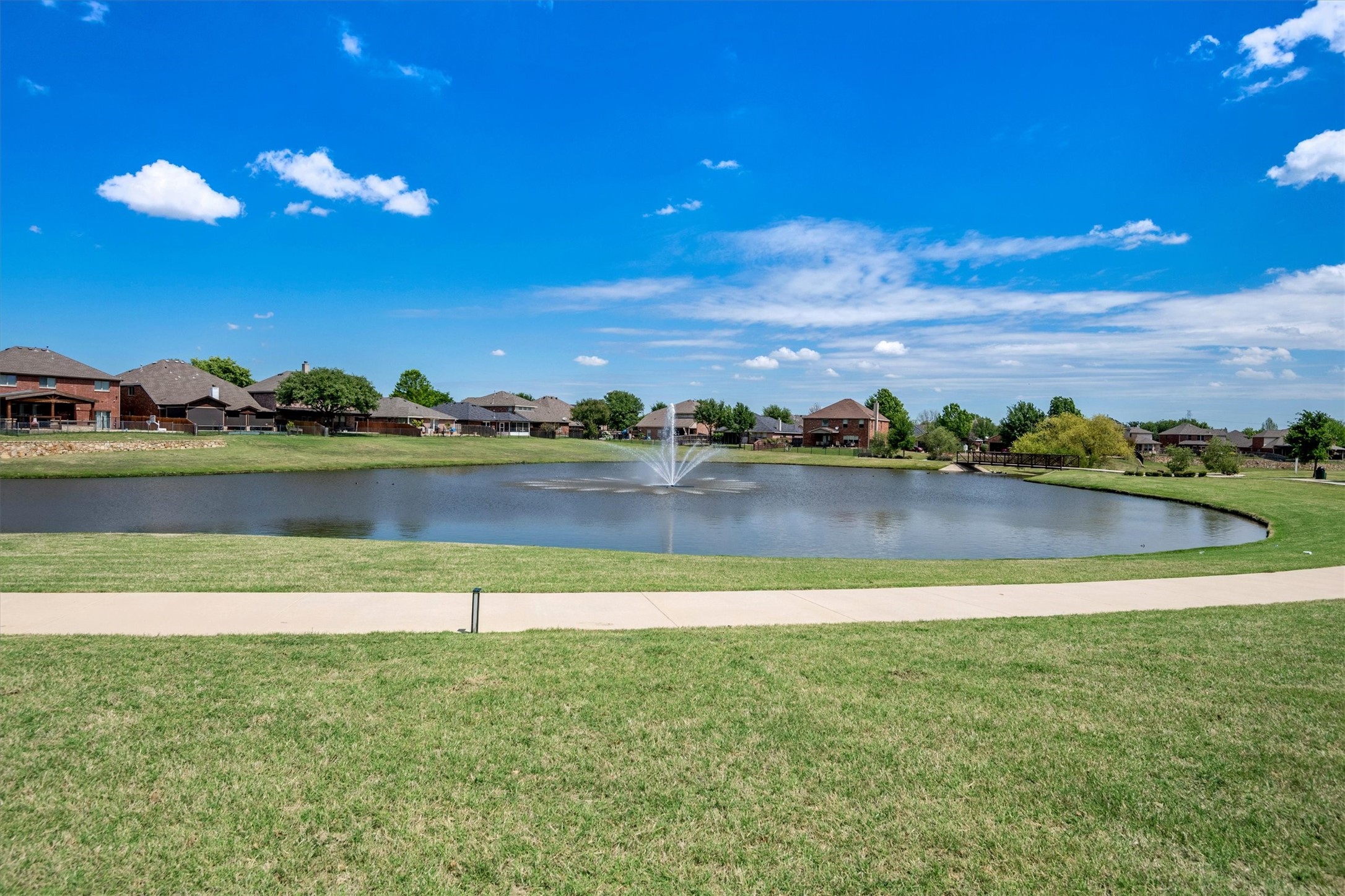 9257 Water Oak Drive Arlington TX 76002