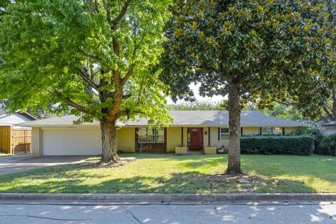 1315 Westcrest Drive Arlington TX 76013