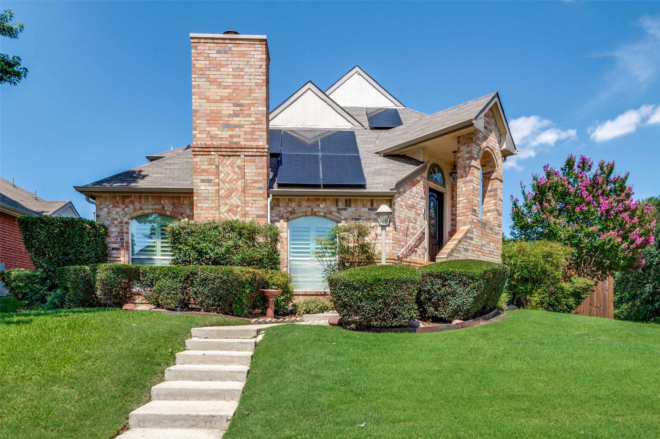 1409 Creekview Drive Lewisville TX 75067