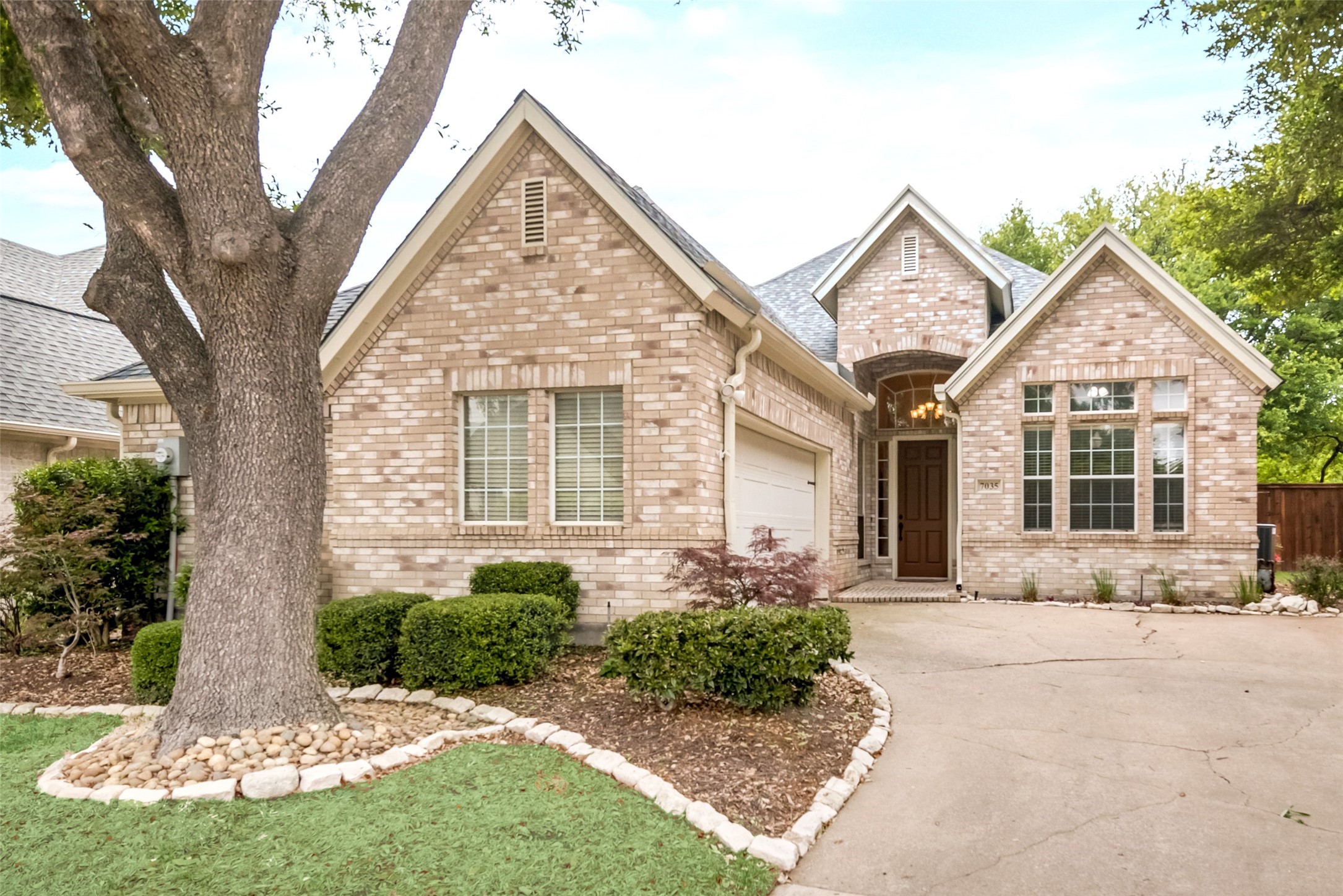 7035 Dogwood Creek Lane Dallas TX 75252
