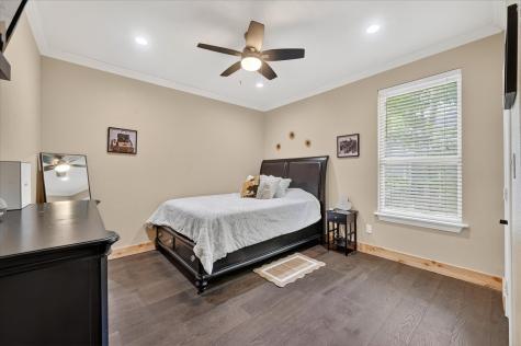 5833 Wall Avenue Haltom City TX 76117