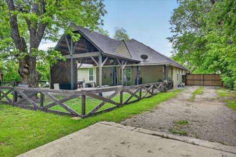 5833 Wall Avenue Haltom City TX 76117