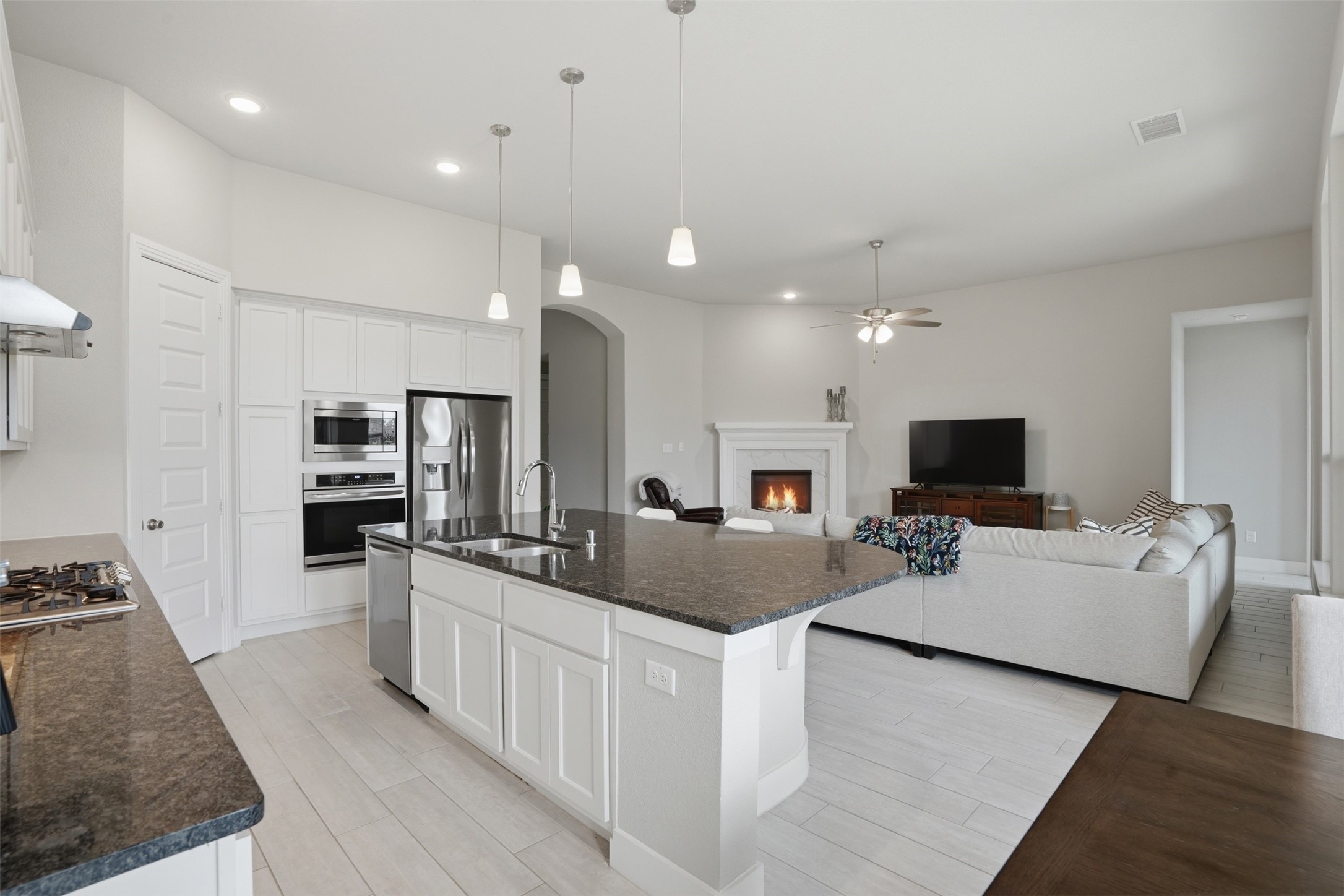 1429 Eclipse Road Aubrey TX 76227