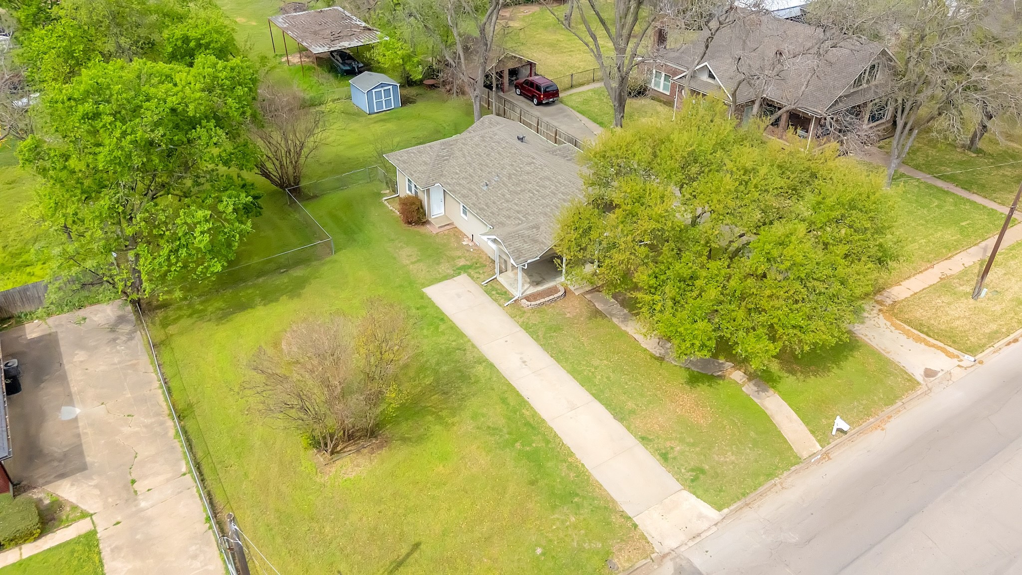 914 Prairie Avenue Cleburne TX 76033