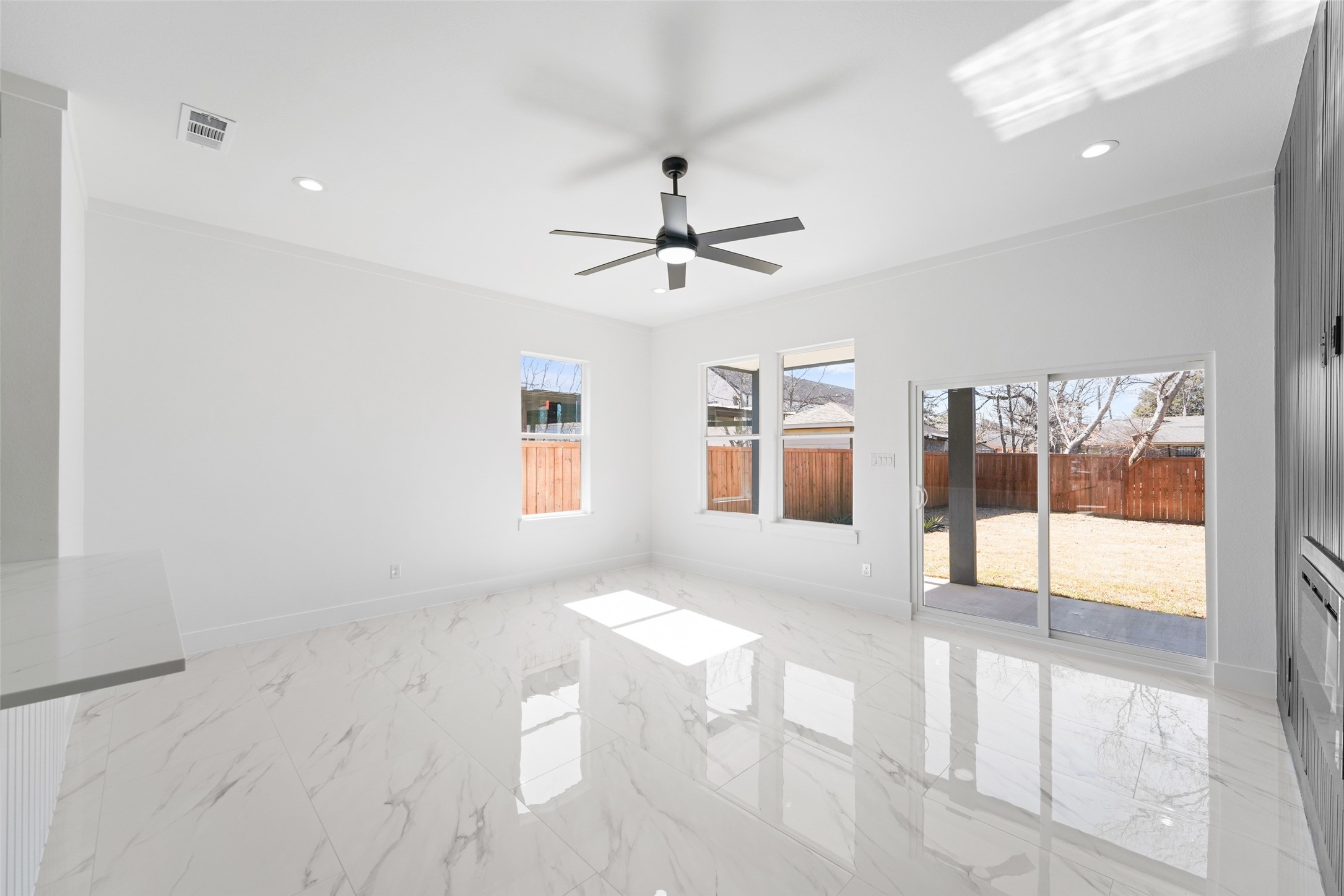4107 Vineyard Drive Dallas TX 75212