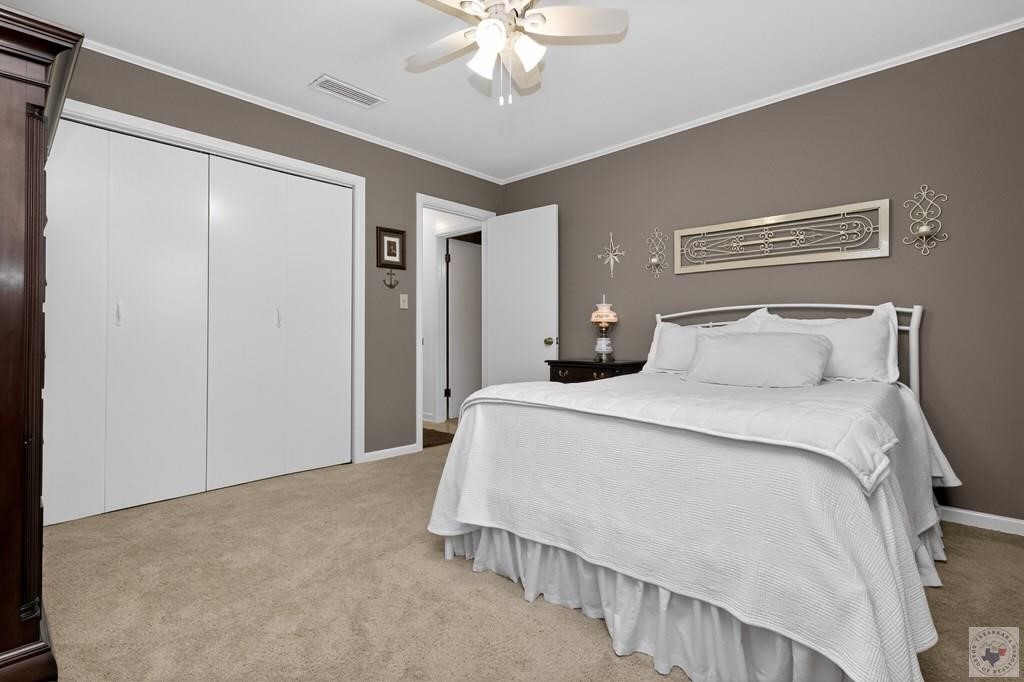 106 Hall Street New Boston TX 75570