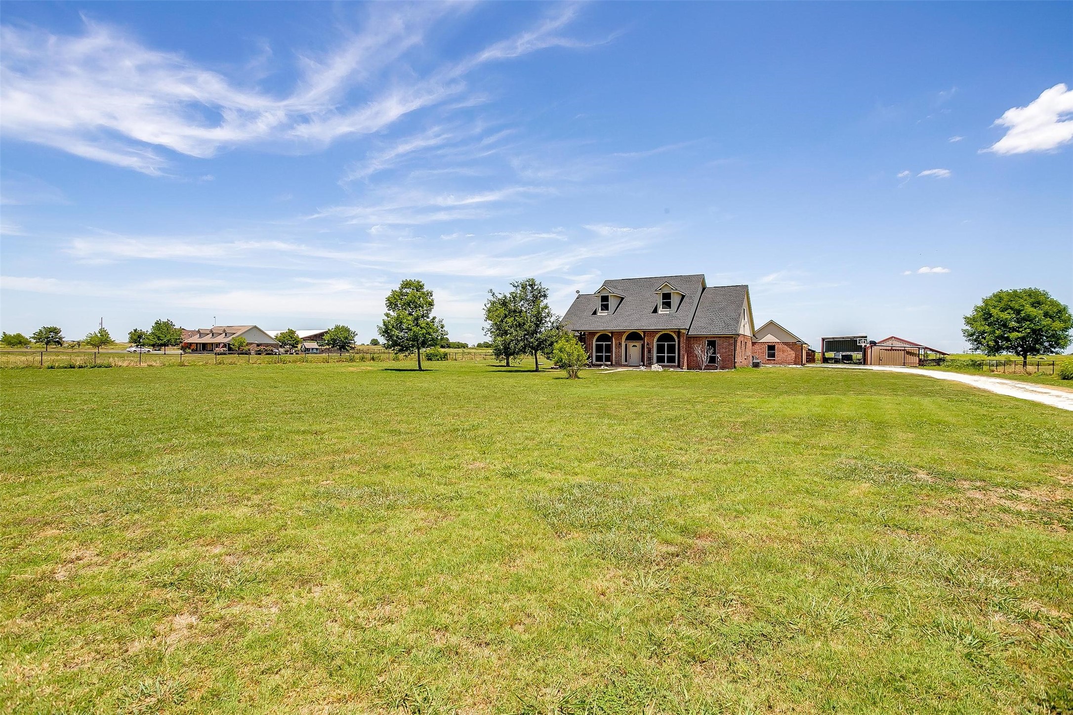 7101 County Road 204 Grandview TX 76050