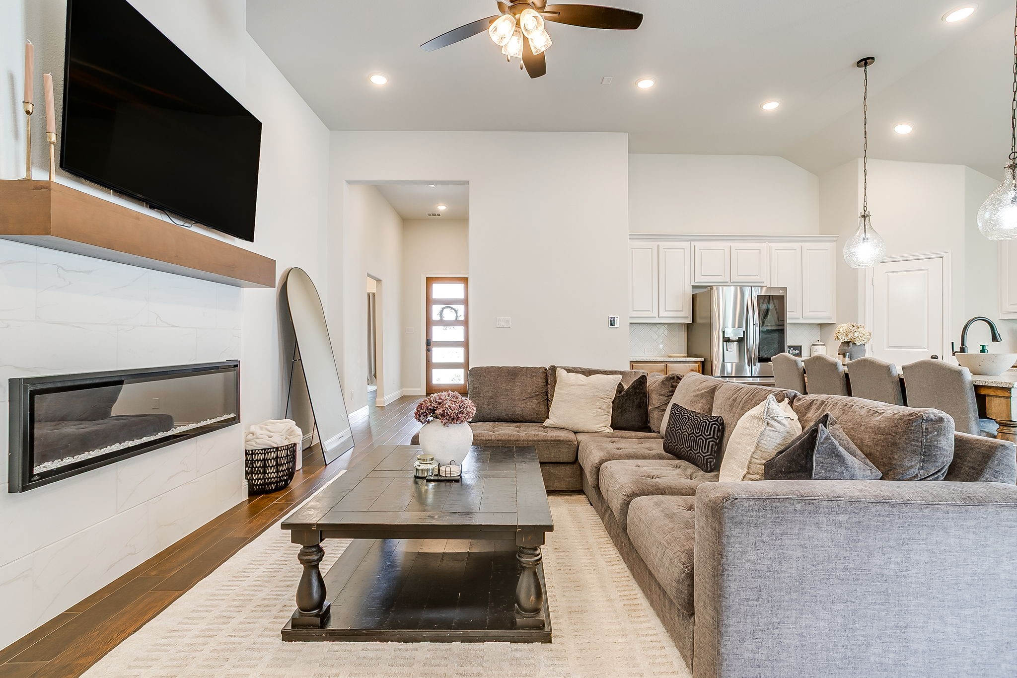 9932 Chaparral Pass Fort Worth TX 76126
