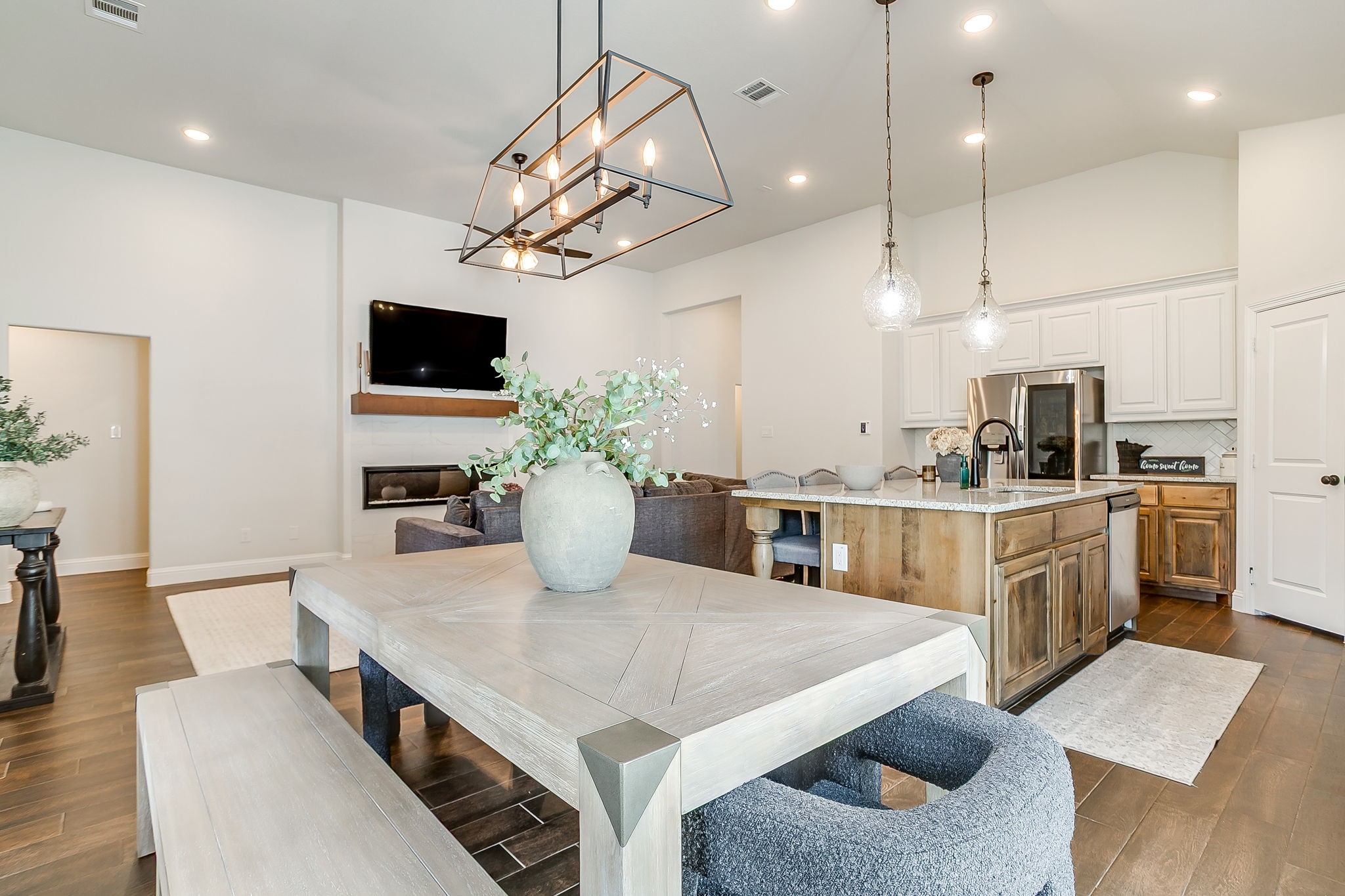 9932 Chaparral Pass Fort Worth TX 76126