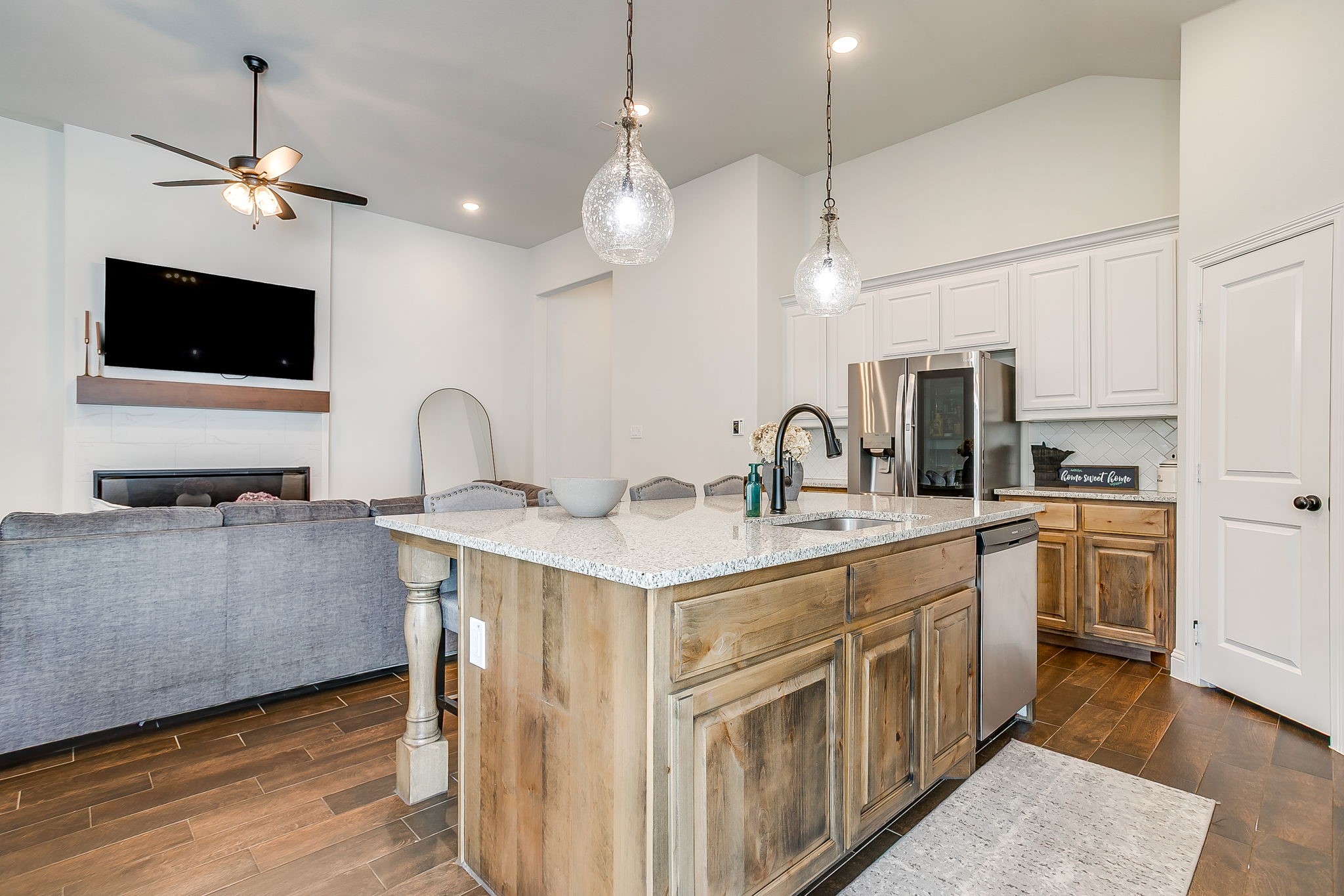 9932 Chaparral Pass Fort Worth TX 76126