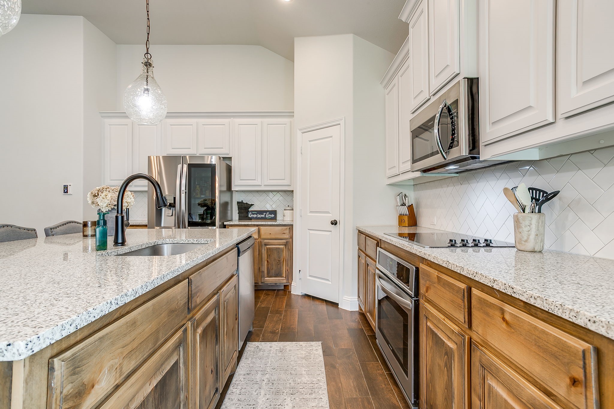9932 Chaparral Pass Fort Worth TX 76126