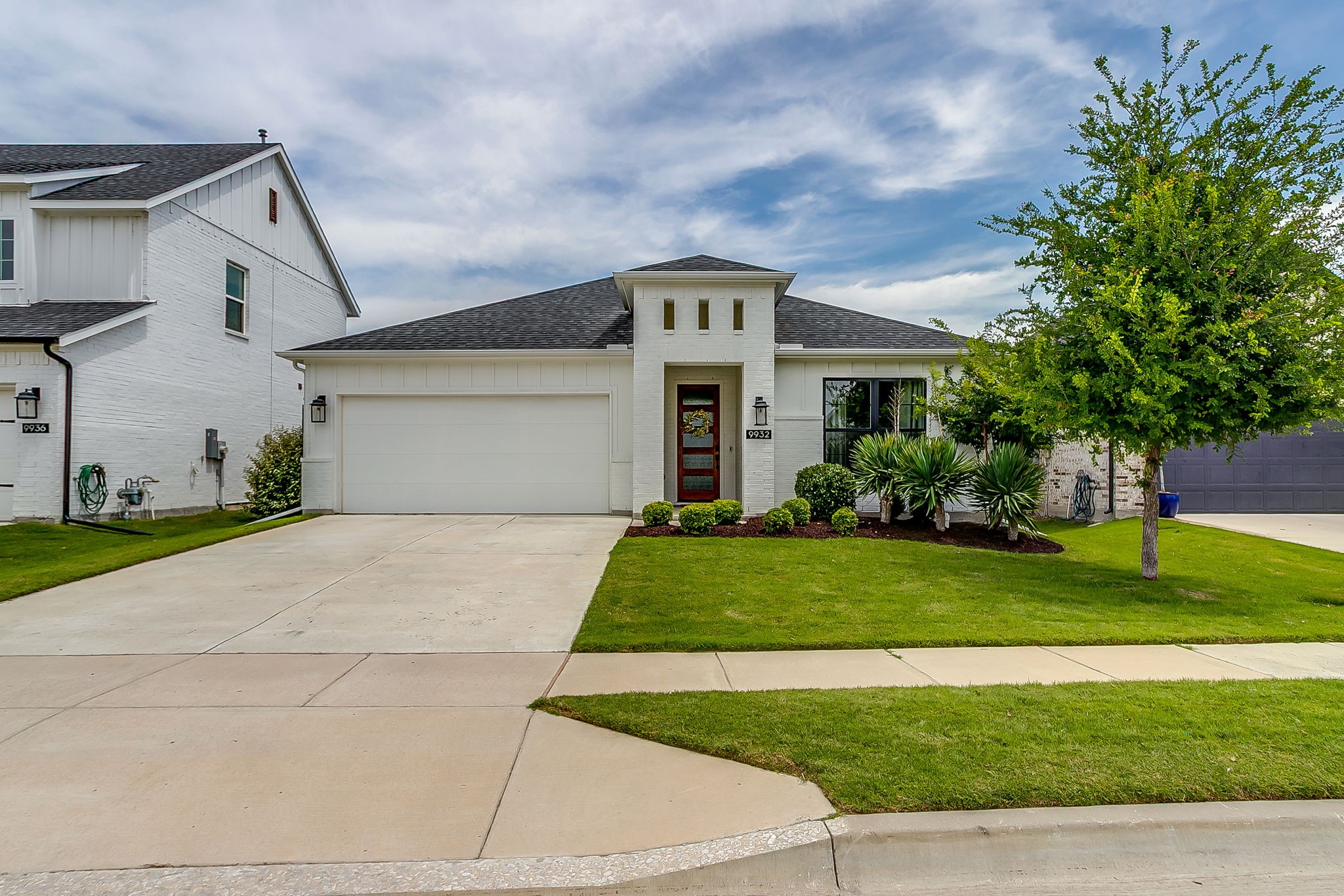 9932 Chaparral Pass Fort Worth TX 76126