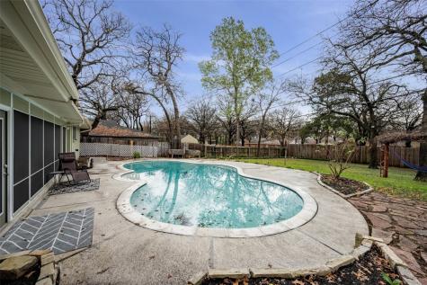 837 Wheelwood Drive Hurst TX 76053