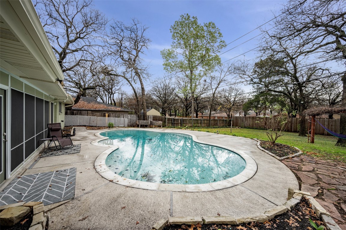 837 Wheelwood Drive Hurst TX 76053